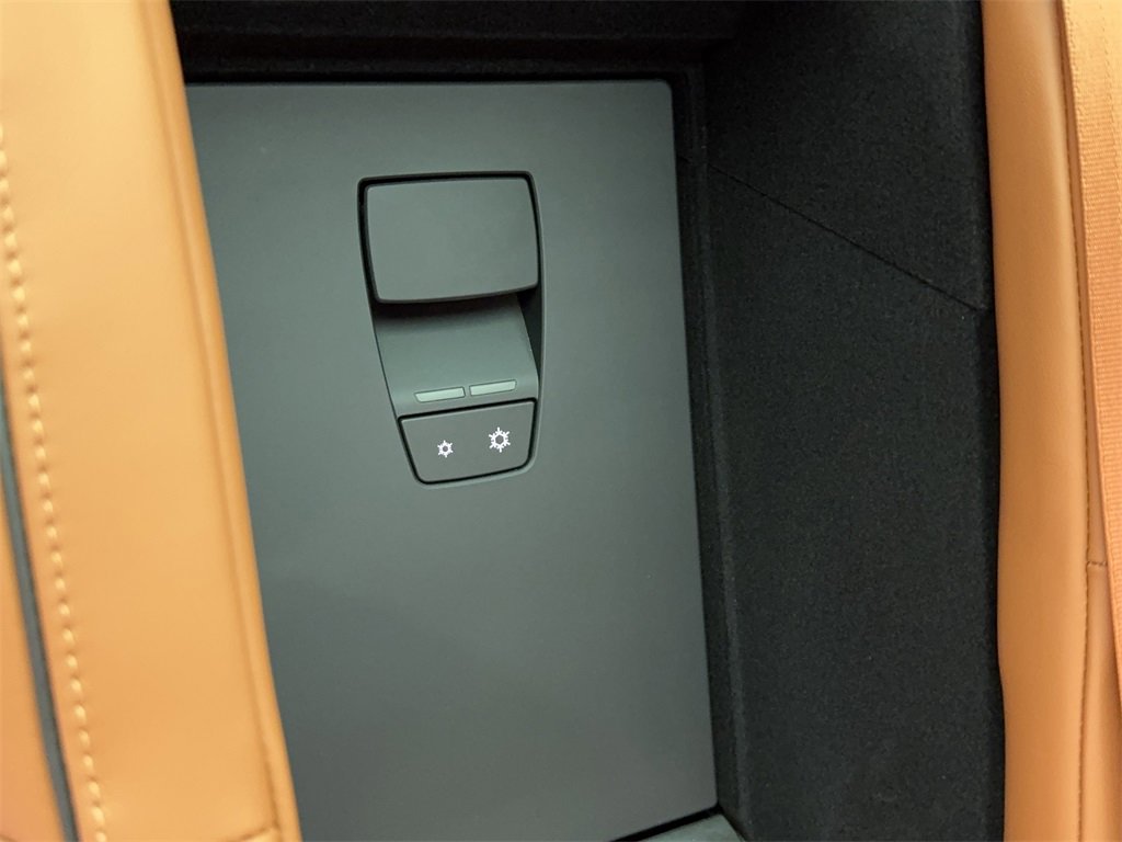 Used 2022 Bentley Flying Spur W12 image 61