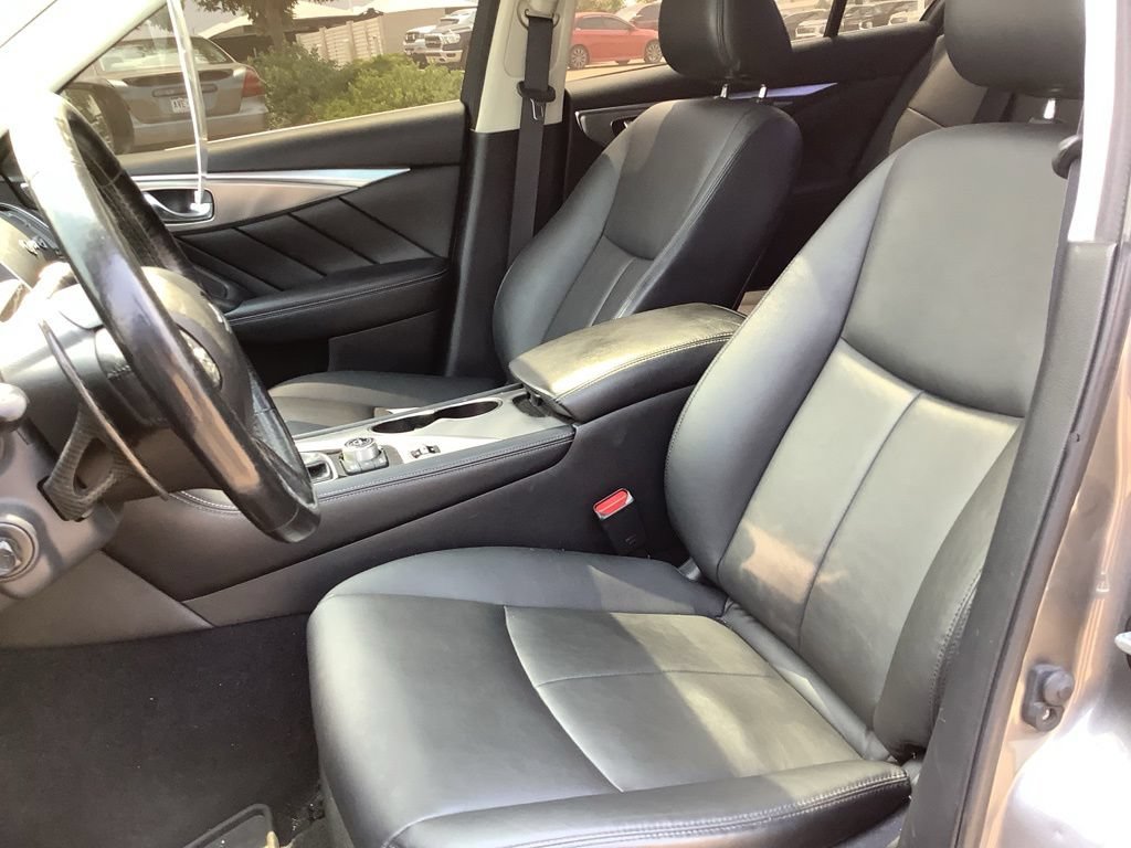 Used 2016 INFINITI Q50 3.0t Premium w/ 3.0T Premium Plus Package AWD/4WD image 9