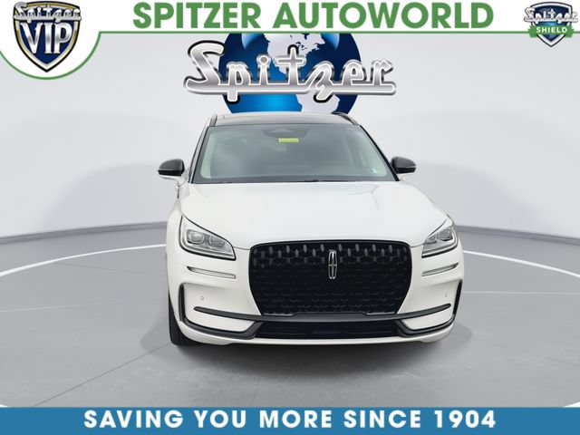 New 2025 Lincoln Corsair Reserve w/ Jet Appearance Package AWD/4WD video 3