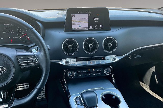 Used 2018 Kia Stinger GT2 RWD image 9