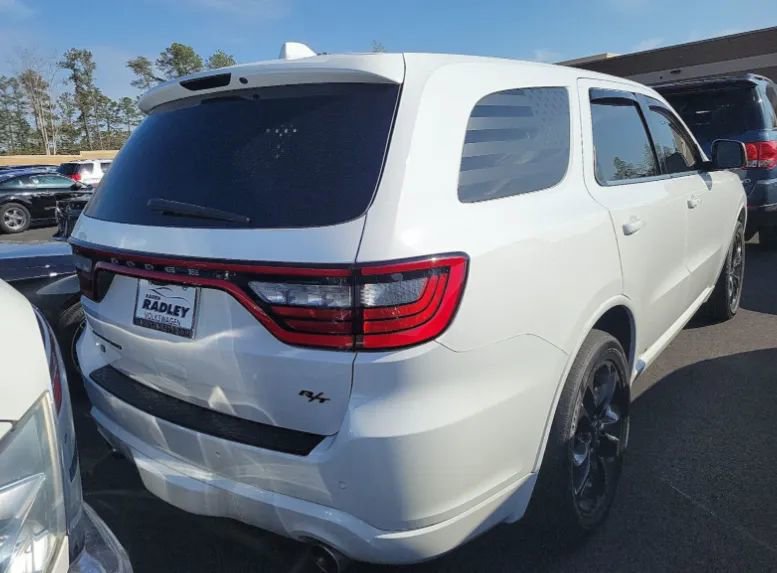 Used 2018 Dodge Durango R/T w/ Technology Group AWD/4WD image 2