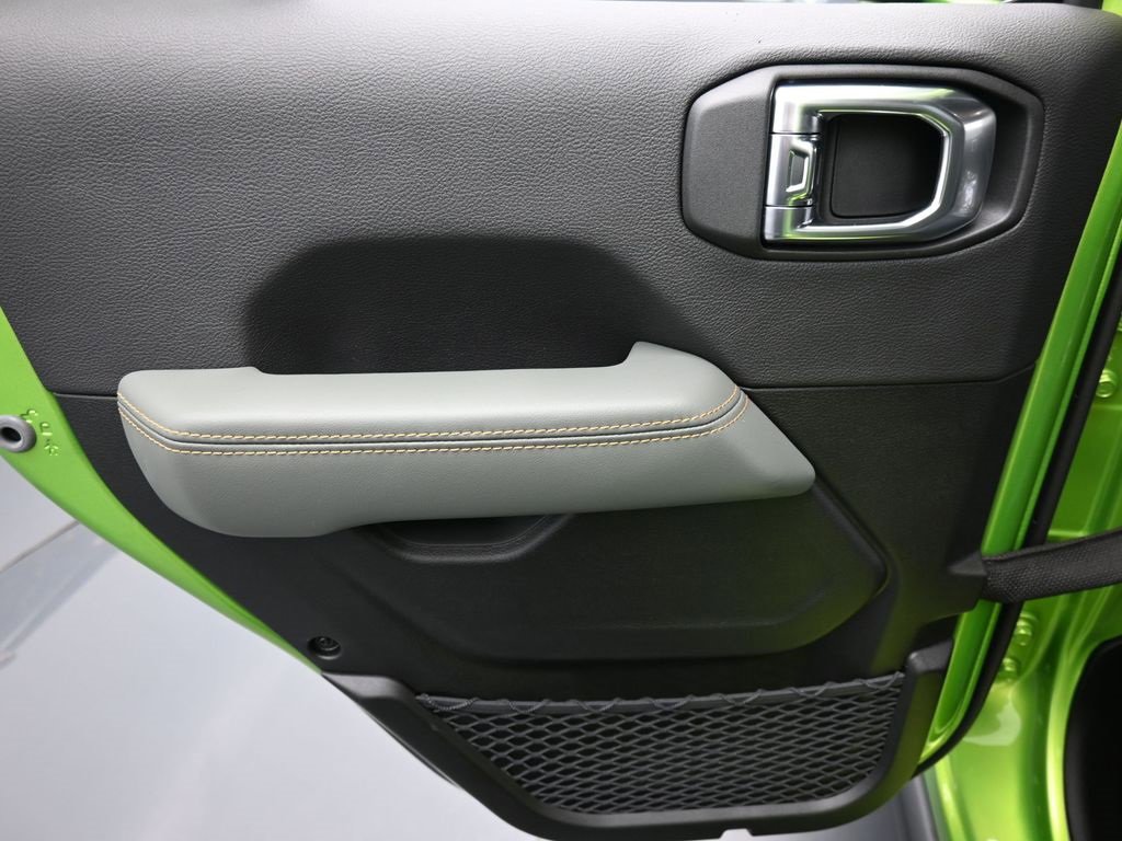 New 2026 Jeep Gladiator Mojave image 12