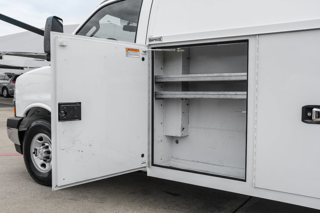 Used 2021 Chevrolet Express 3500 w/ Power Convenience Package RWD image 42