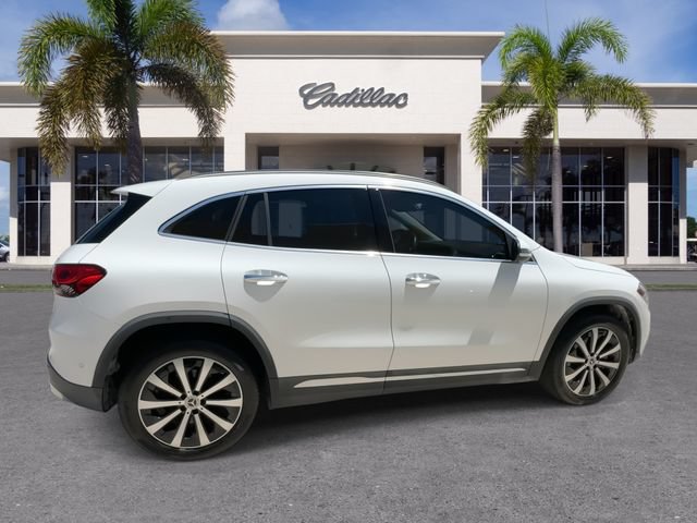 Used 2023 Mercedes-Benz GLA 250 4MATIC w/ Premium Package image 15