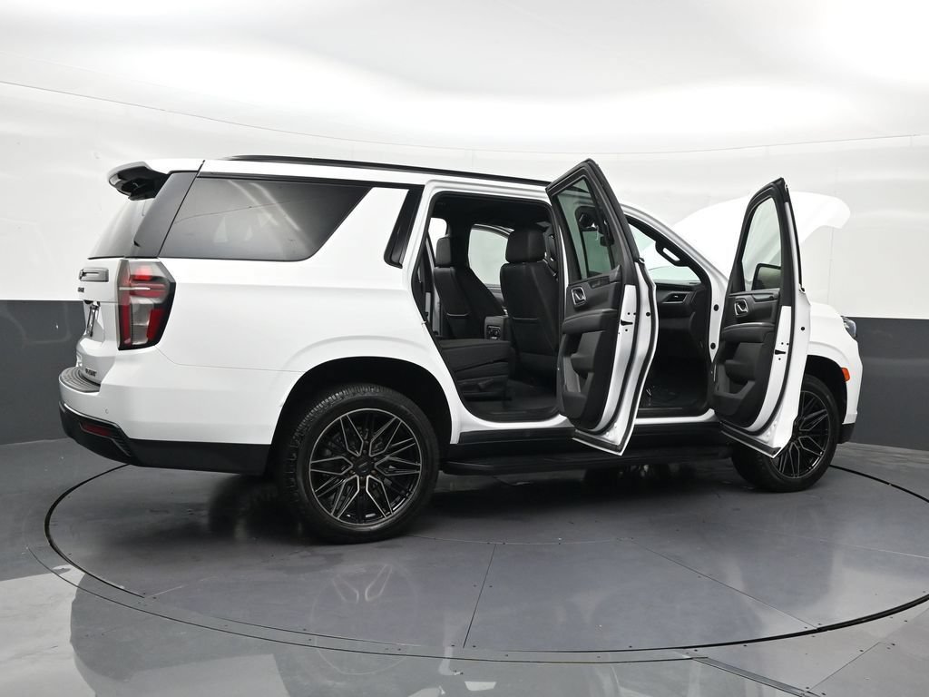 Used 2023 Chevrolet Tahoe RST w/ Luxury Package RWD image 33