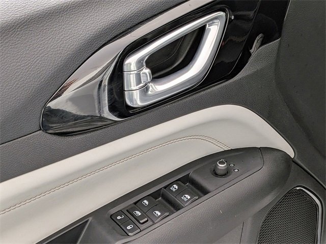 Used 2024 Jeep Compass Limited image 11