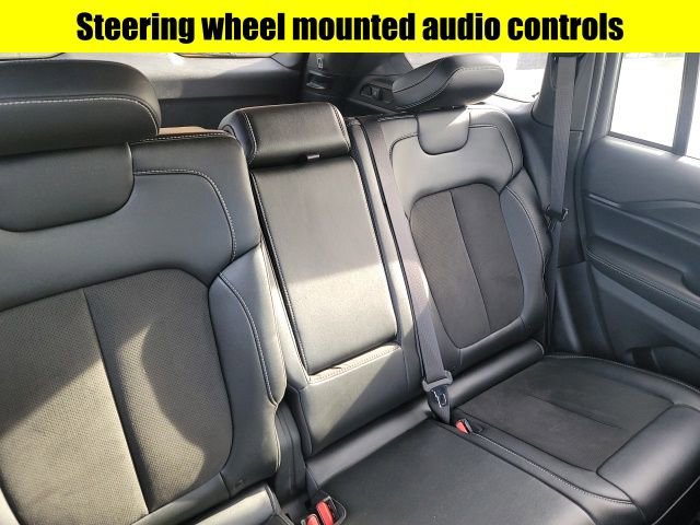 Used 2023 Jeep Grand Cherokee Altitude image 10