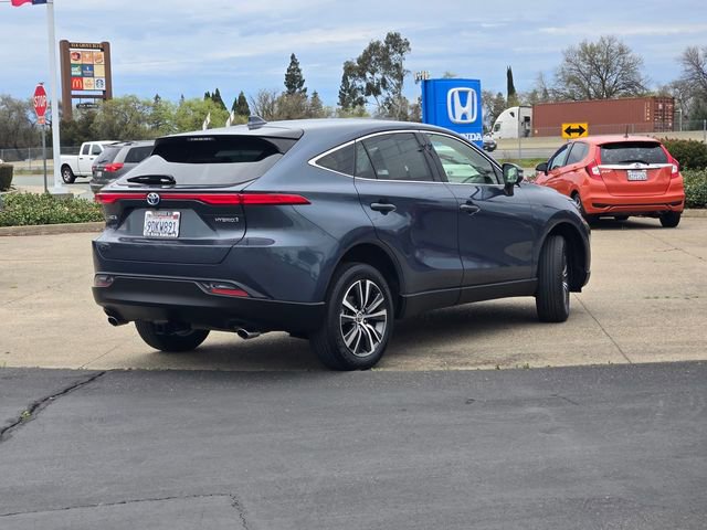 Used 2022 Toyota Venza LE image 4