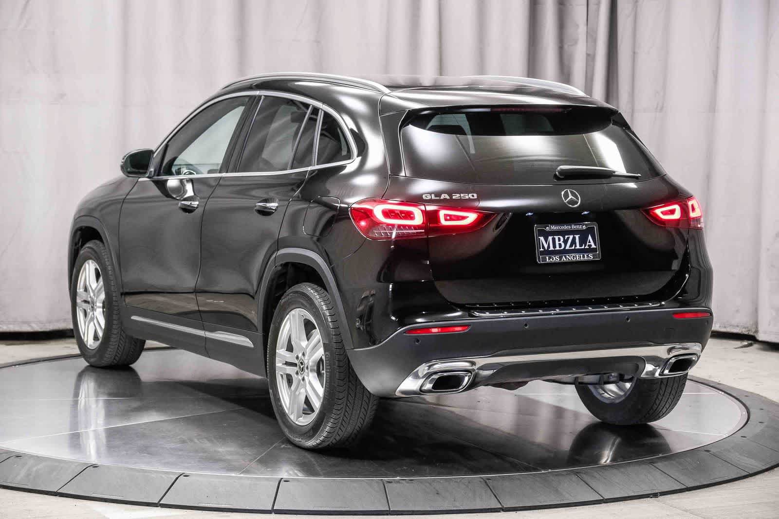 Certified 2022 Mercedes-Benz GLA 250 image 2