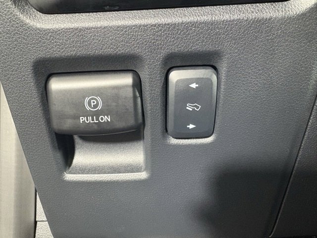 Used 2024 Ford Expedition Max XLT image 19