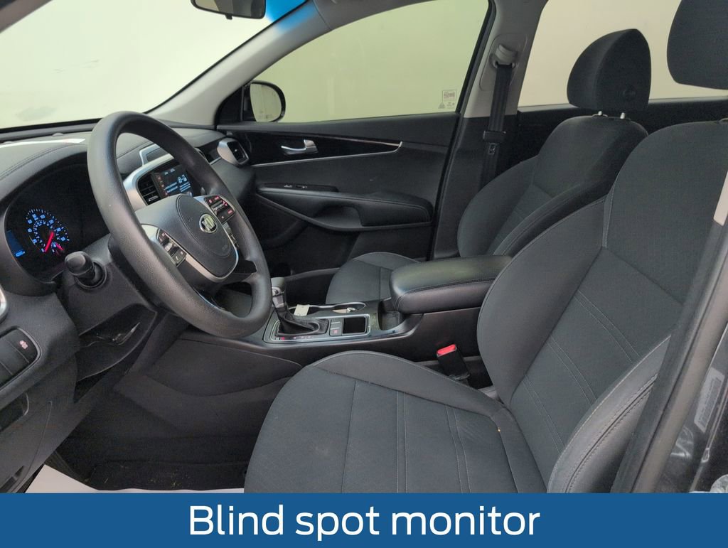 Used 2020 Kia Sorento LX FWD image 4