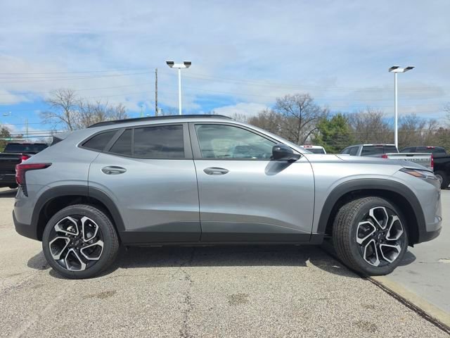 New 2026 Chevrolet Trax RS w/ Driver Confidence Package image 16