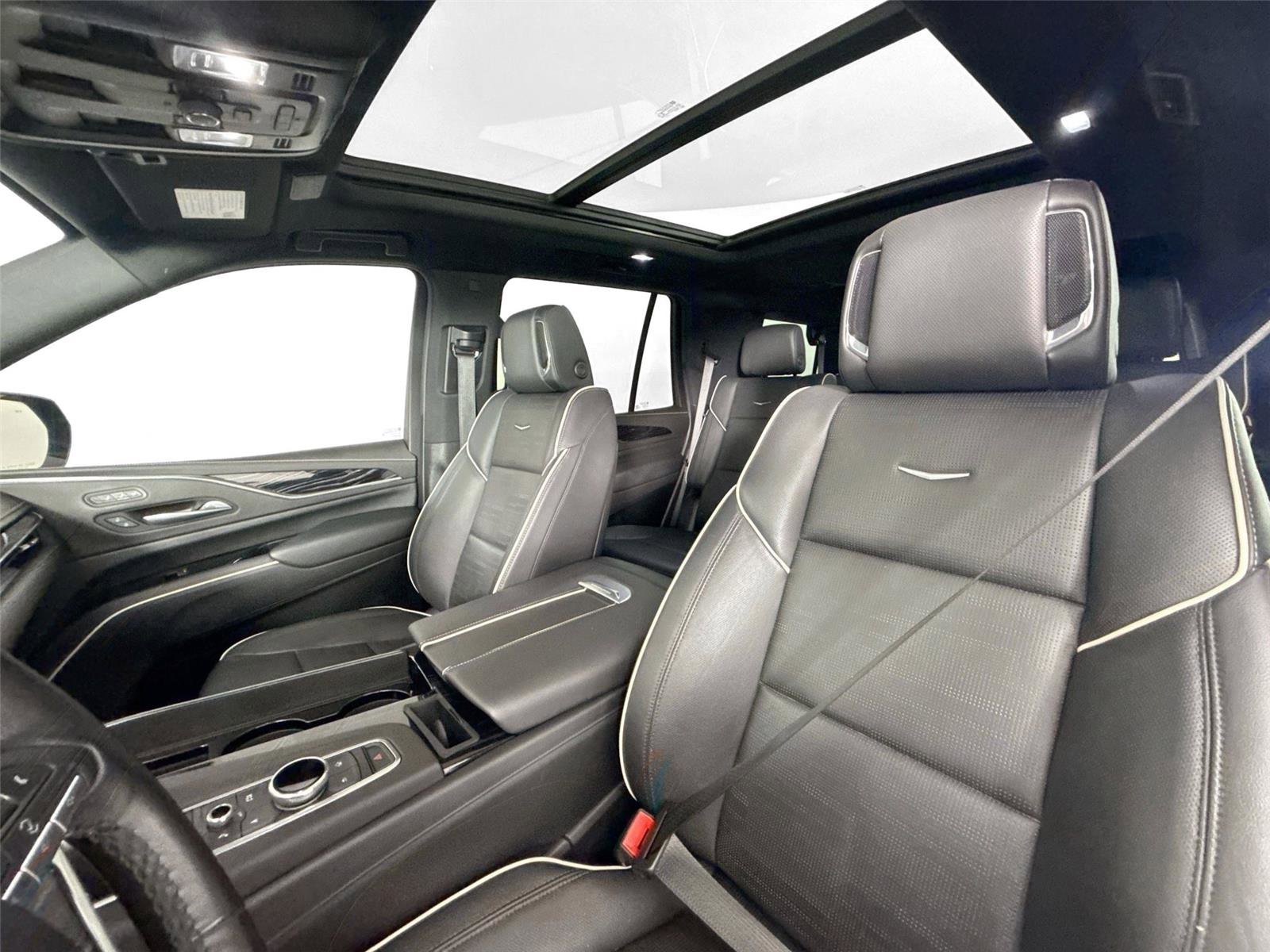 Used 2022 Cadillac Escalade Sport w/ Touring Package image 14