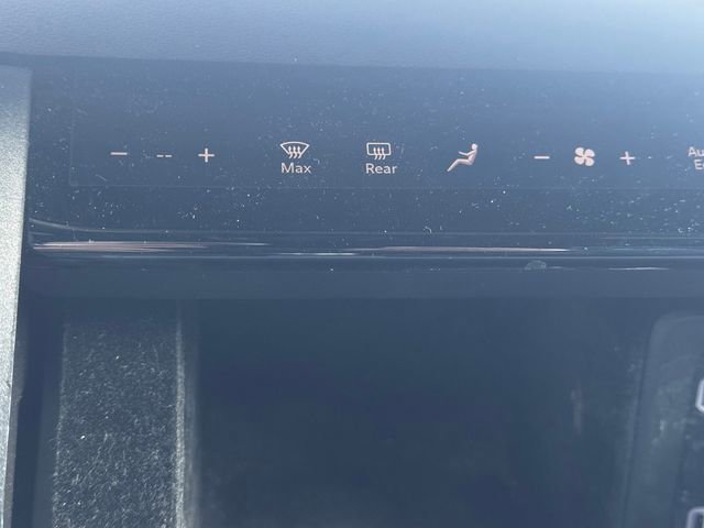 Used 2024 Jeep Wagoneer Launch Edition image 40