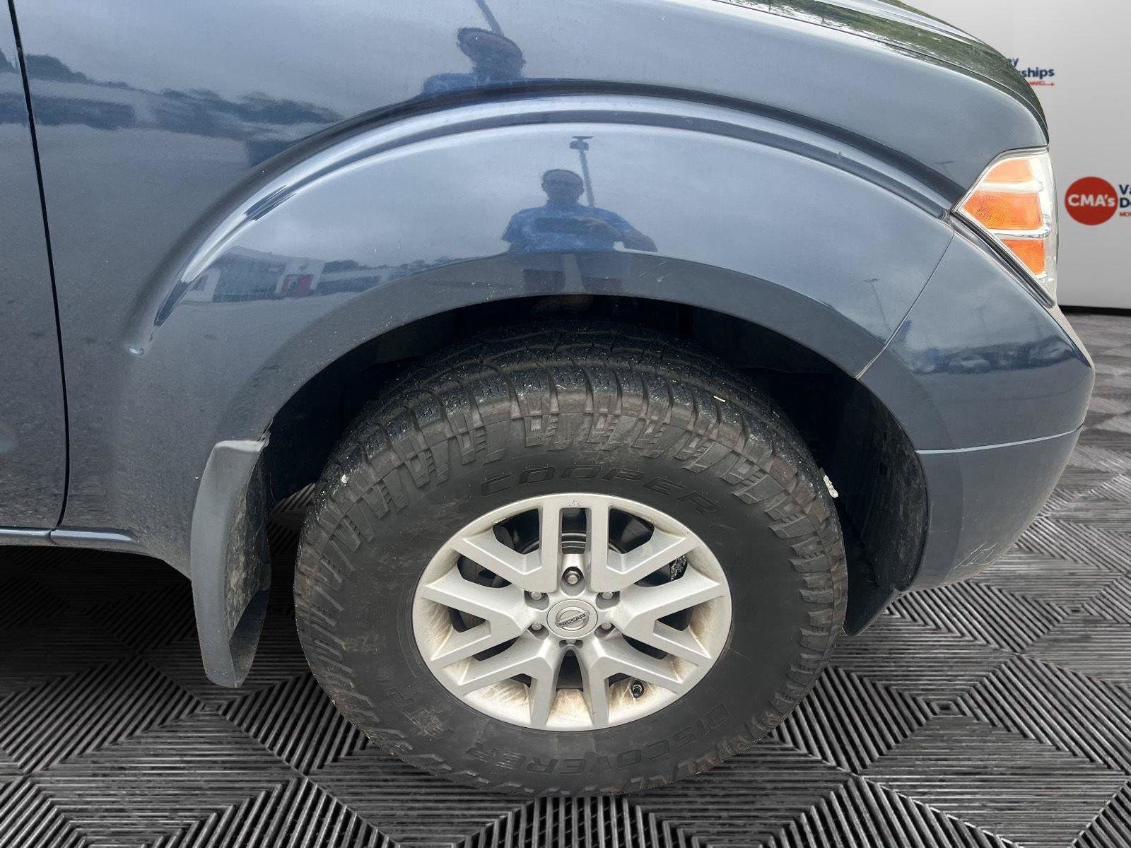 Used 2019 Nissan Frontier SV w/ Value Truck Package AWD/4WD image 24