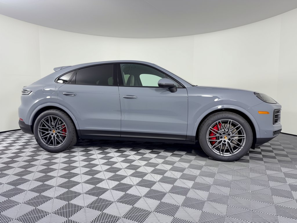 New 2026 Porsche Cayenne S AWD/4WD image 8