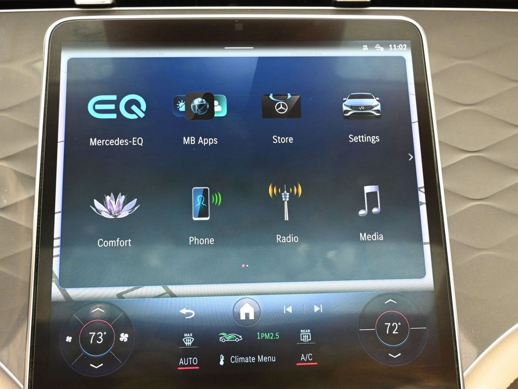 Used 2022 Mercedes-Benz EQS 450+ Sedan image 27