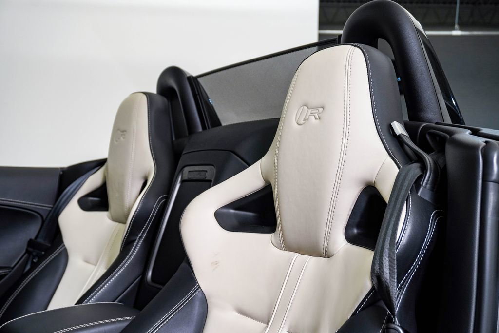 Used 2016 Jaguar F-TYPE R image 22