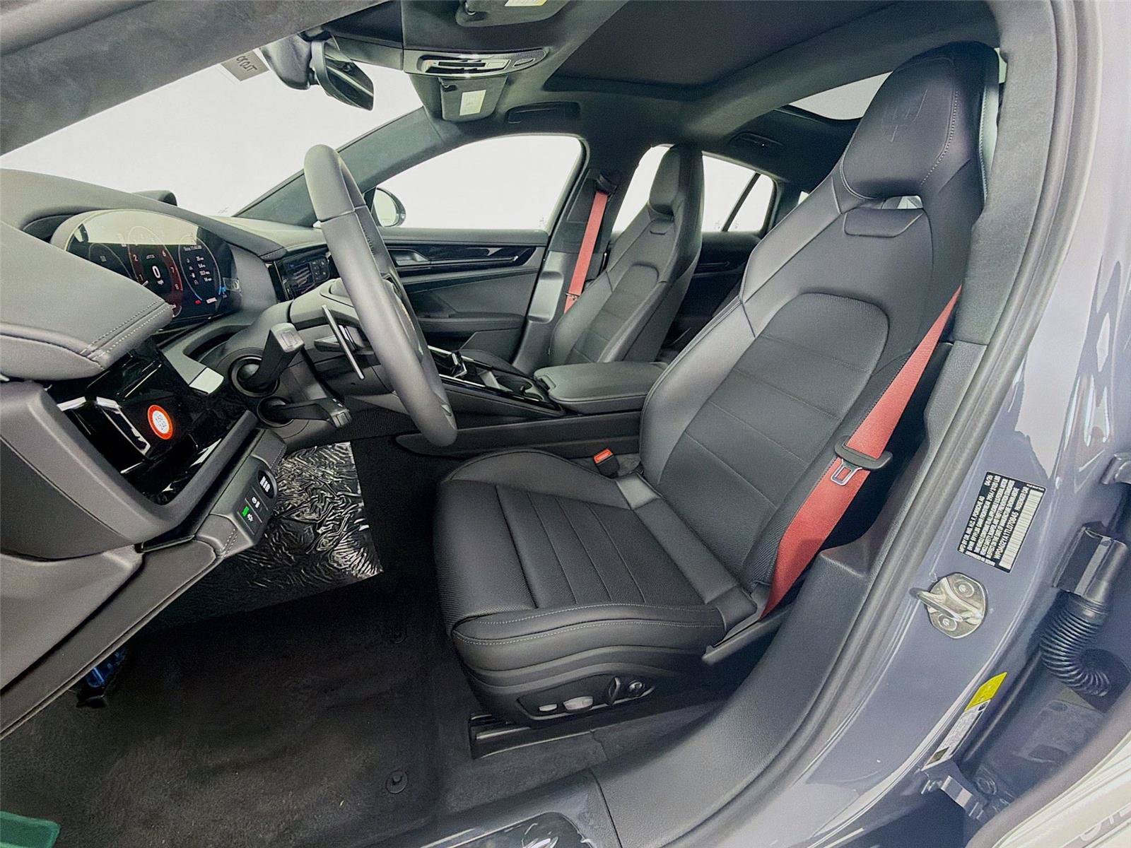 New 2026 Porsche Panamera GTS AWD/4WD image 5