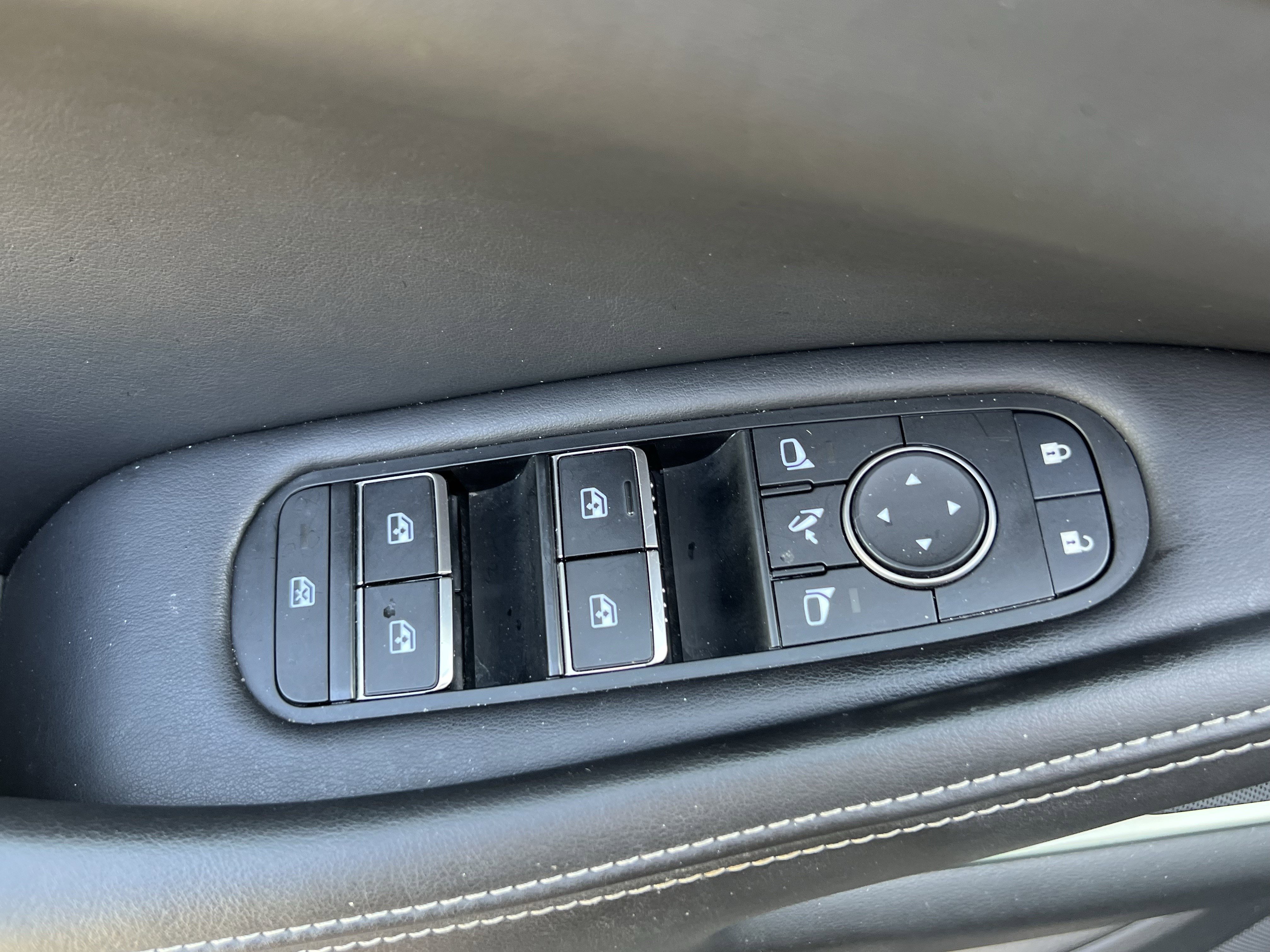 Used 2022 INFINITI QX60 Sensory w/ Vision Package image 15