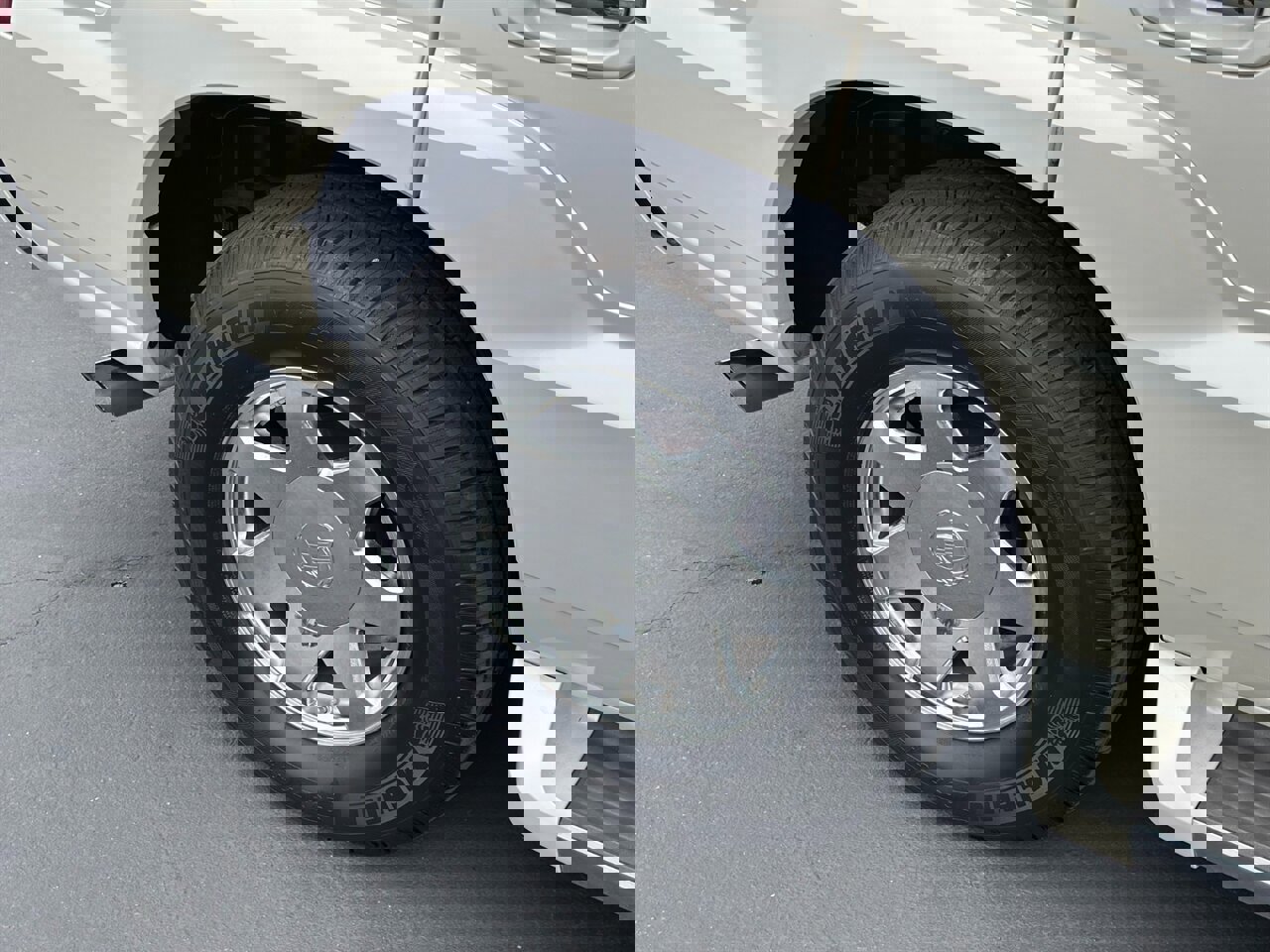 Used 2005 Cadillac Escalade AWD image 65