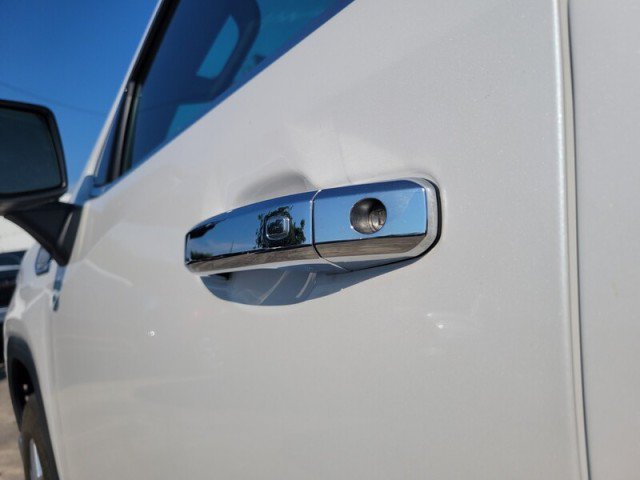 Used 2022 GMC Sierra 1500 SLT RWD image 9