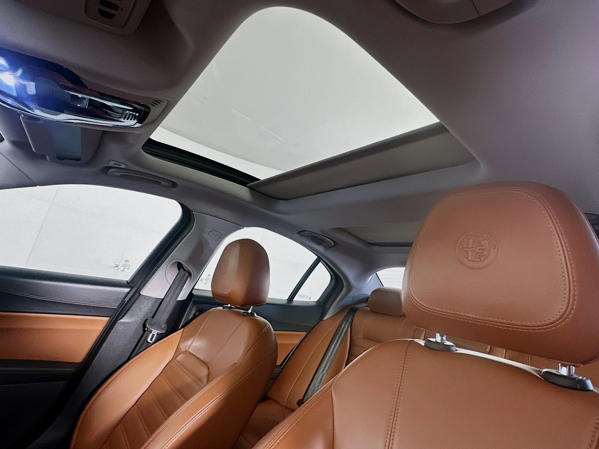 Used 2019 Alfa Romeo Giulia Ti w/ Quick Order Package 22X Lusso image 26