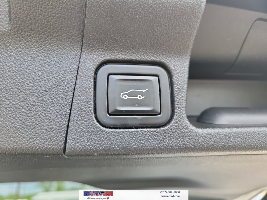 Used 2021 GMC Acadia SLE w/ Driver Convenience Package FWD image 7