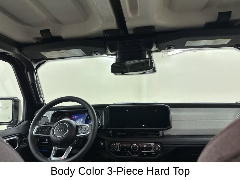 Used 2025 Jeep Wrangler Unlimited Sahara image 22