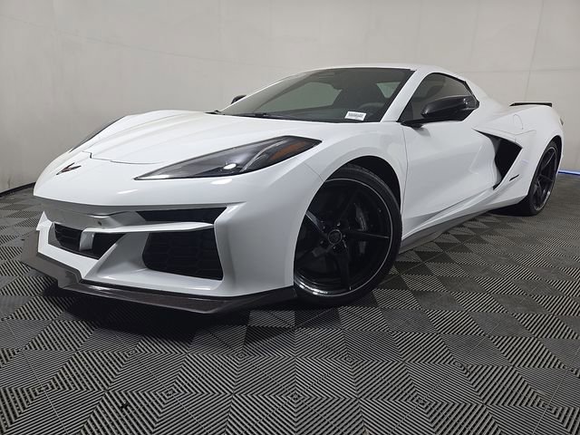 Used 2025 Chevrolet Corvette E-Ray AWD/4WD image 1