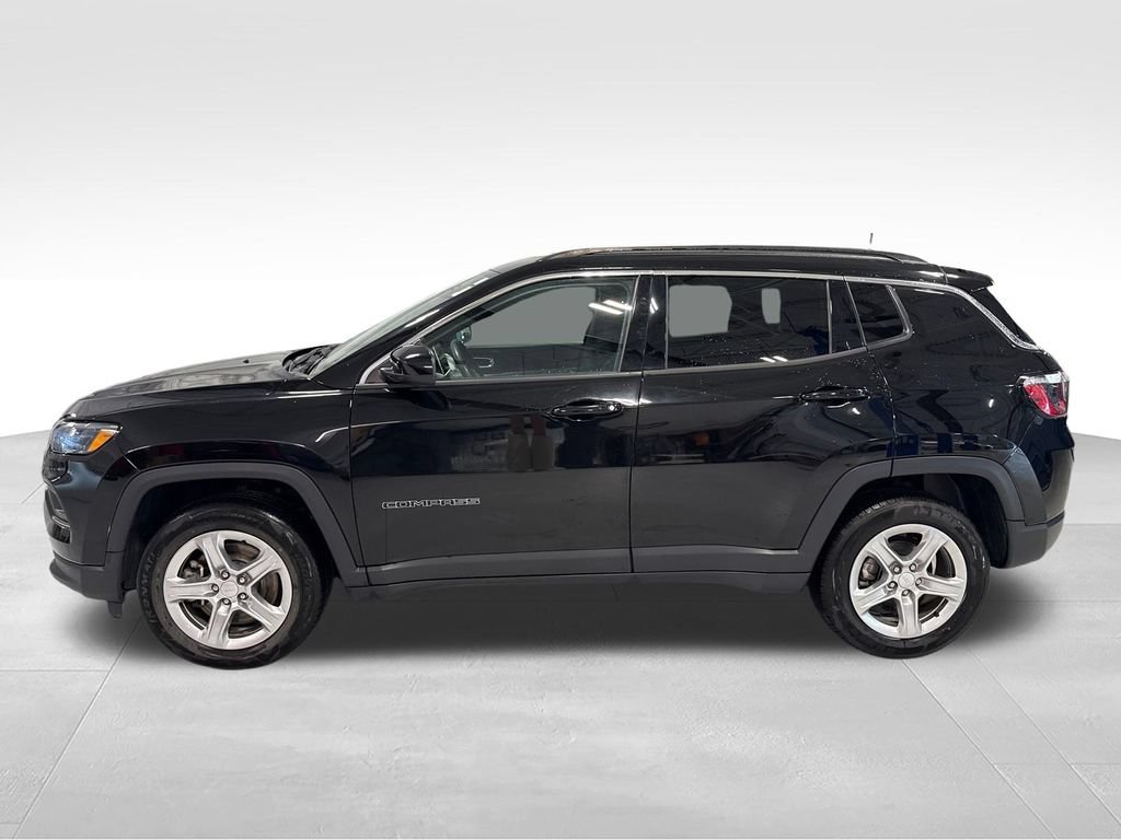 Used 2024 Jeep Compass Latitude AWD/4WD image 44