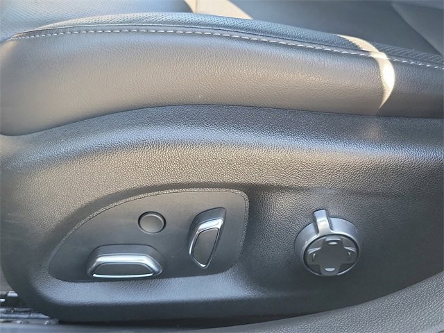 Used 2025 Cadillac CT5 Premium Luxury image 19