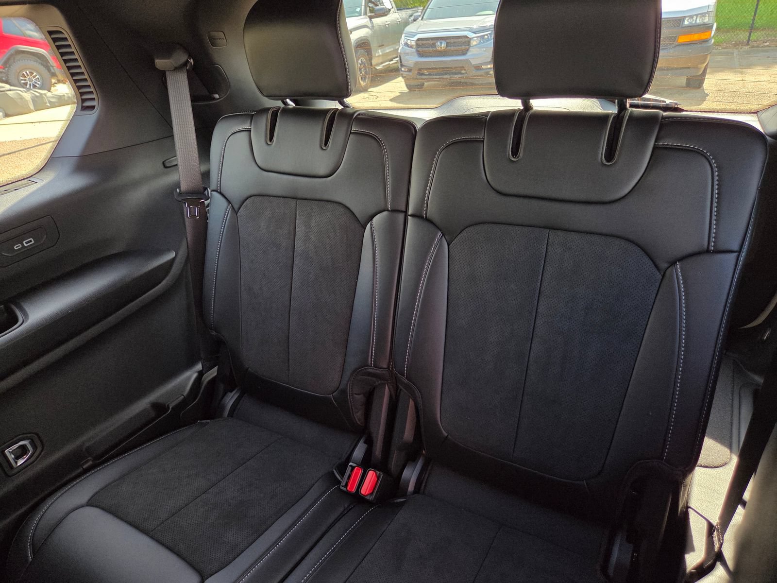 New 2026 Jeep Grand Cherokee L 2WD image 17