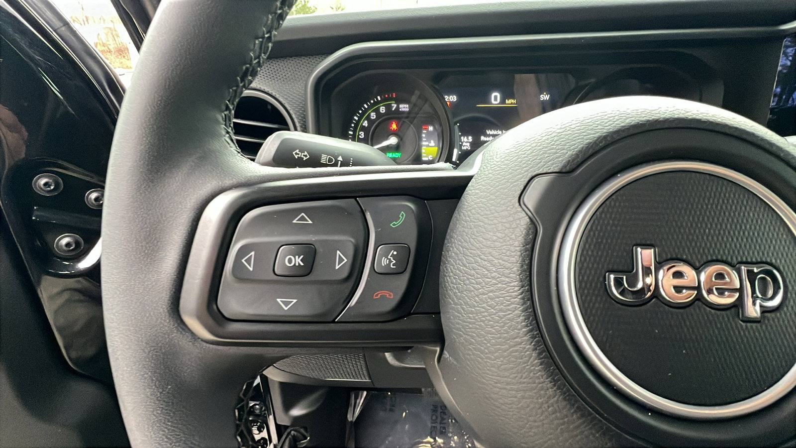 Used 2025 Jeep Wrangler Unlimited Rubicon 4xe w/ Convenience Group image 26