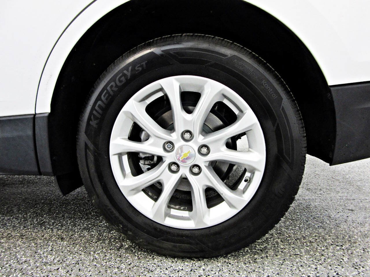 Used 2018 Chevrolet Equinox LT AWD/4WD image 20