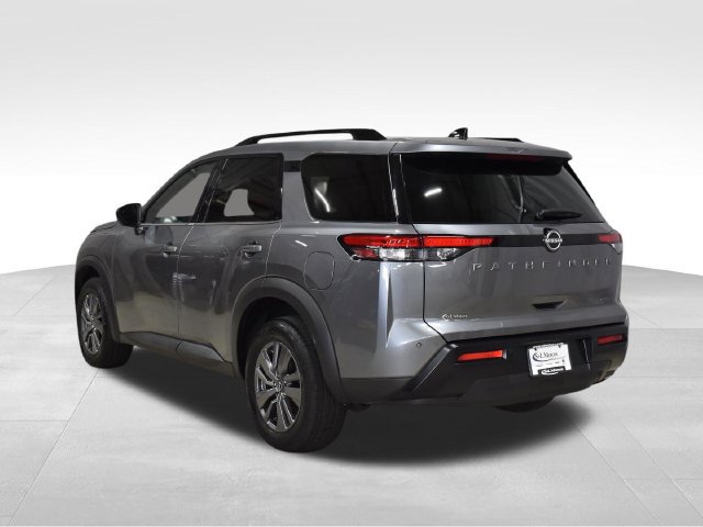 Used 2026 Nissan Pathfinder SV AWD/4WD image 7
