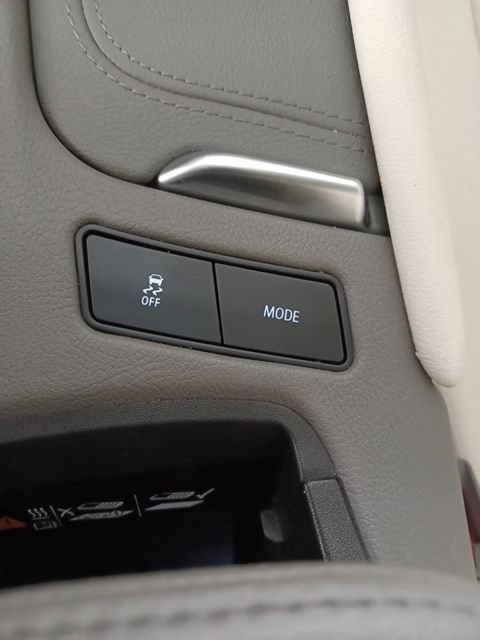 Used 2023 Cadillac XT5 Premium Luxury FWD image 32