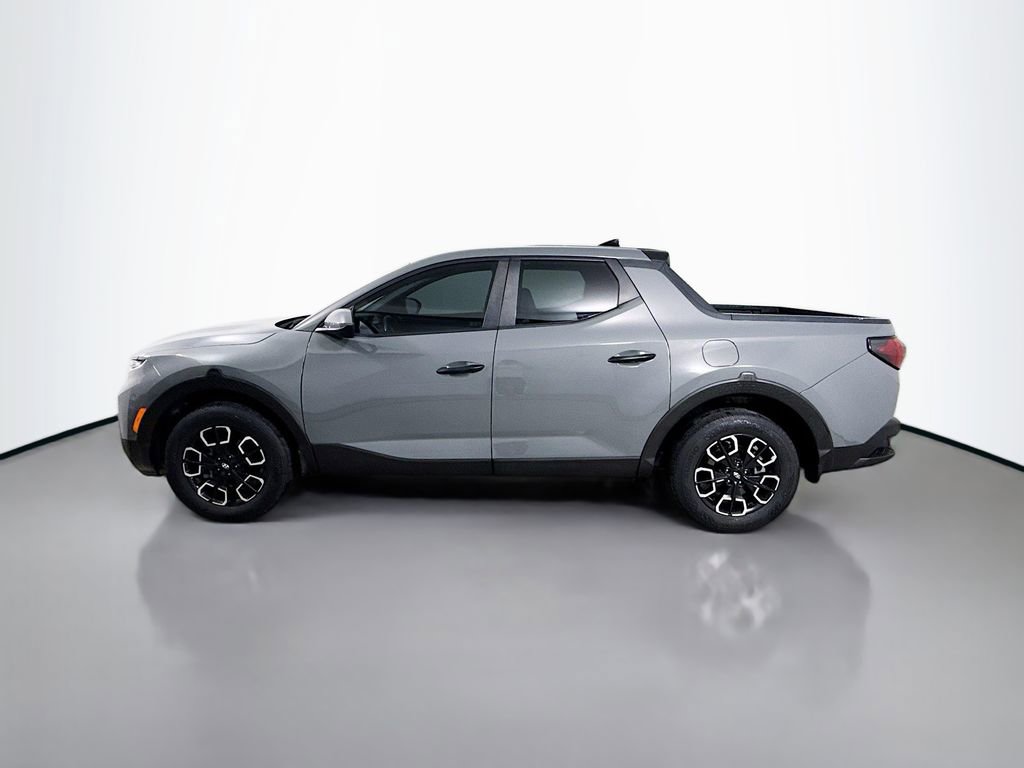 Used 2023 Hyundai Santa Cruz SE image 4
