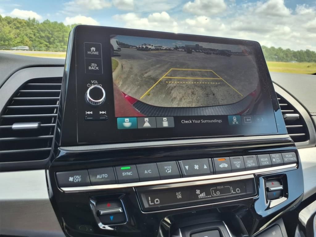 New 2026 Honda Odyssey Touring image 23