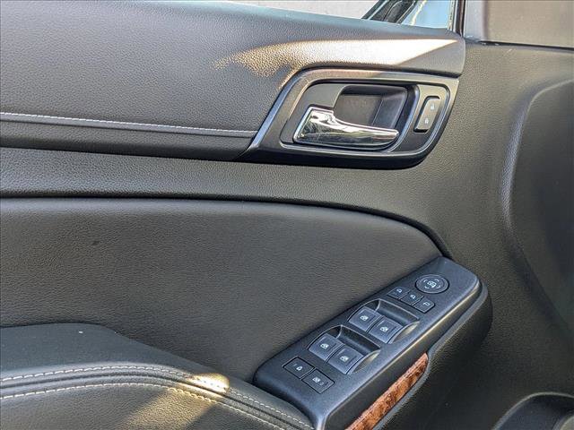 Used 2020 Chevrolet Suburban Premier image 14