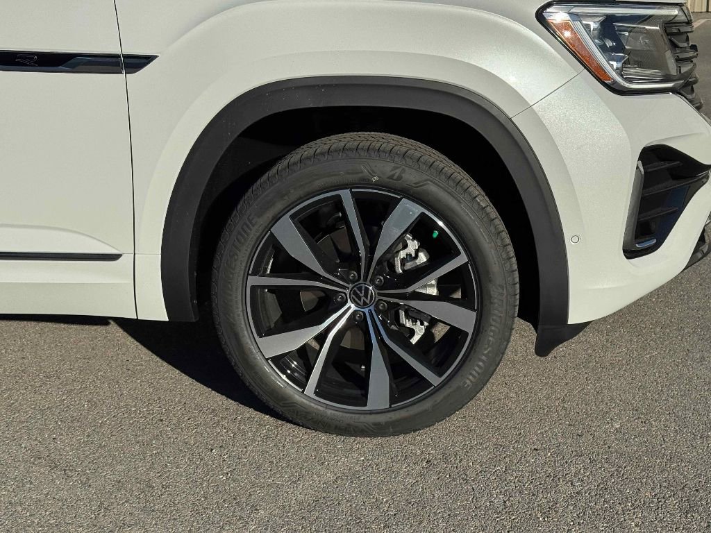 New 2026 Volkswagen Atlas SEL Premium R-Line image 10