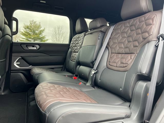 New 2025 Nissan Armada Platinum Reserve AWD/4WD image 16