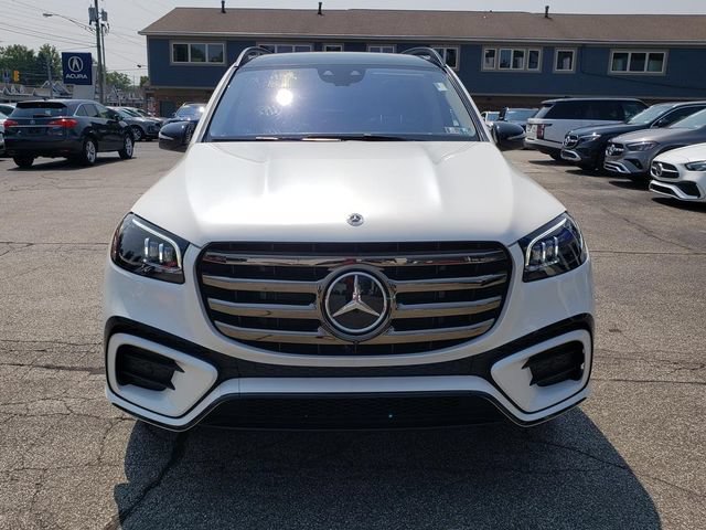 Used 2024 Mercedes-Benz GLS 450 4MATIC image 3