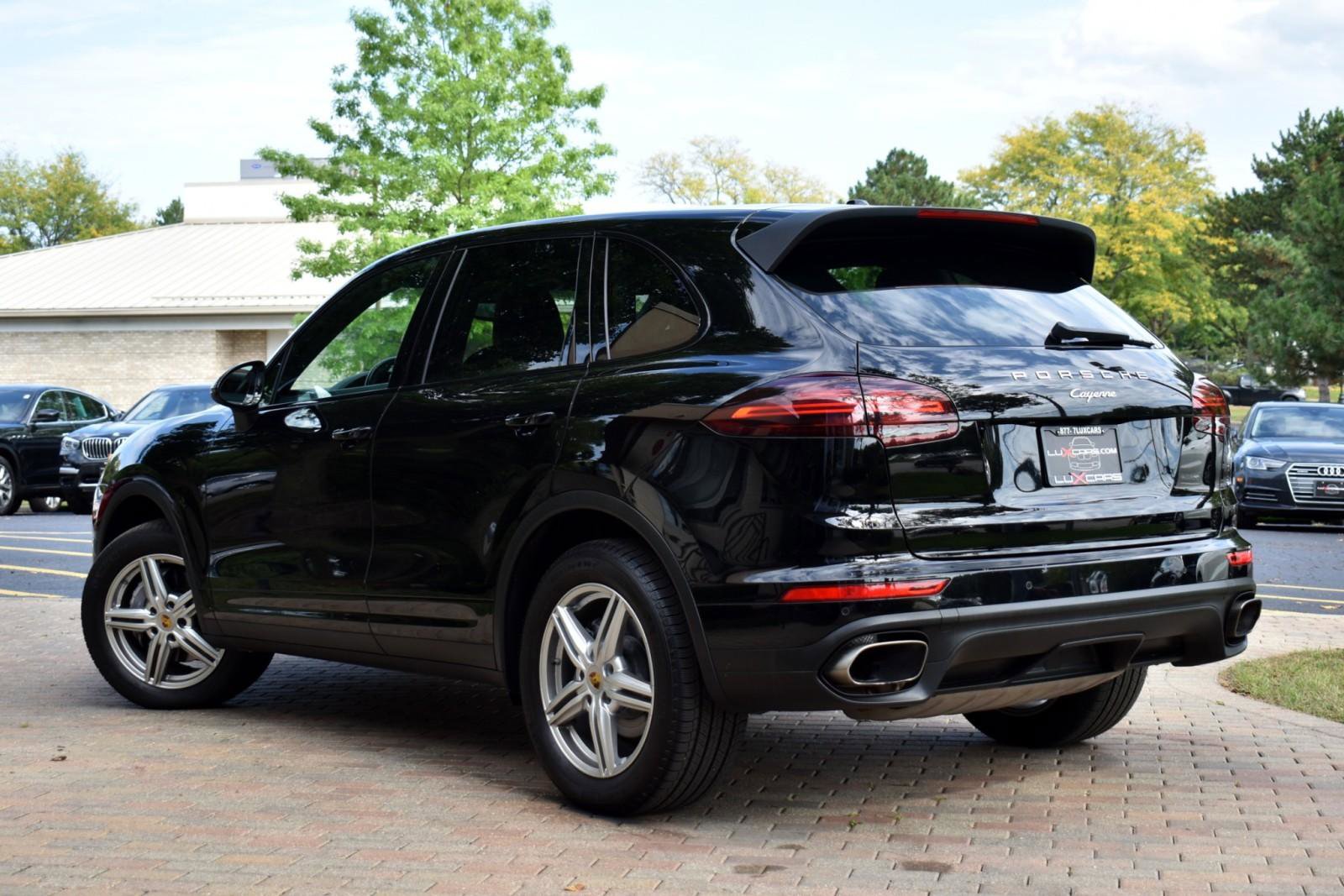 Used 2016 Porsche Cayenne image 8