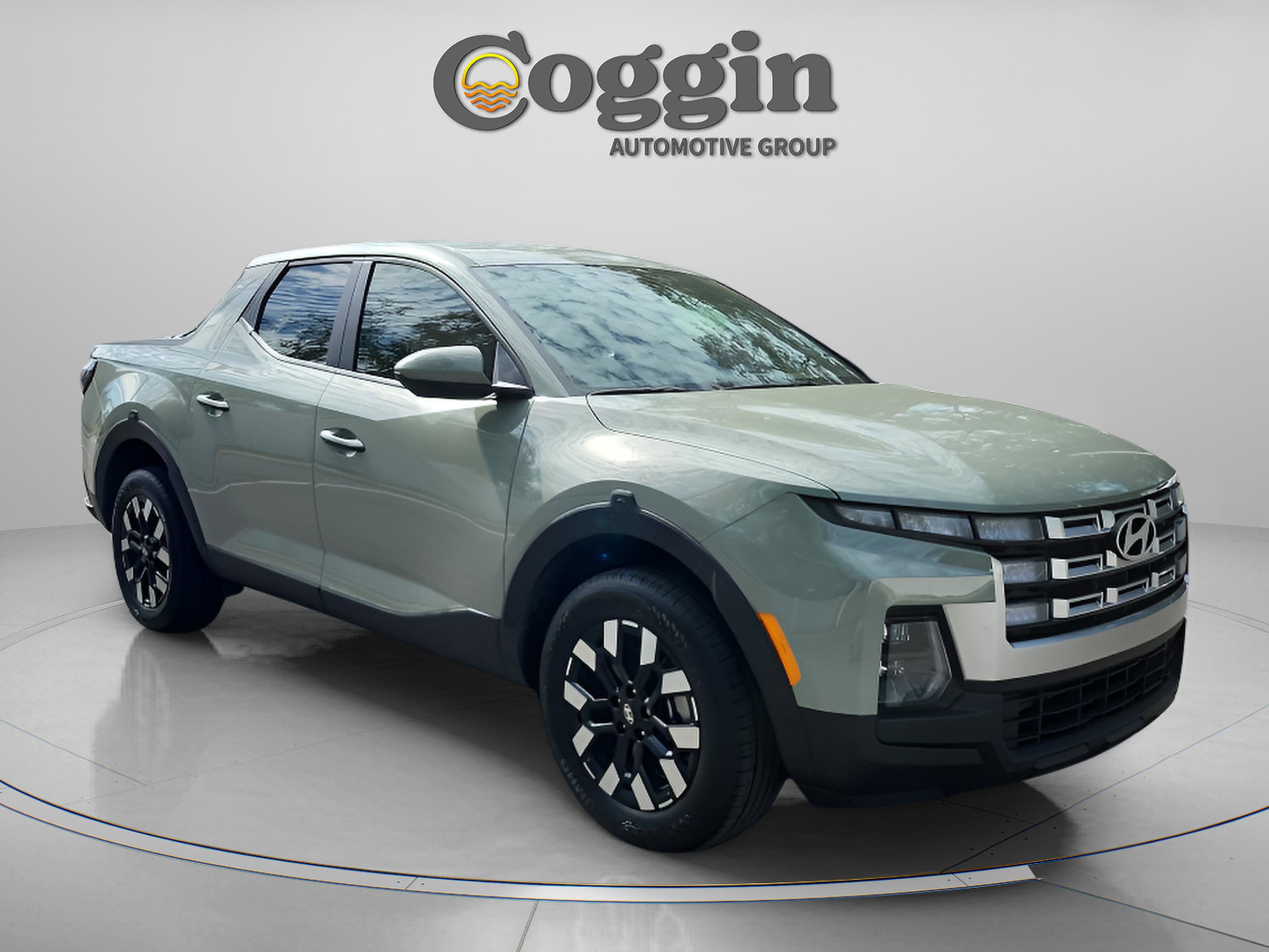 Certified 2025 Hyundai Santa Cruz SE image 9