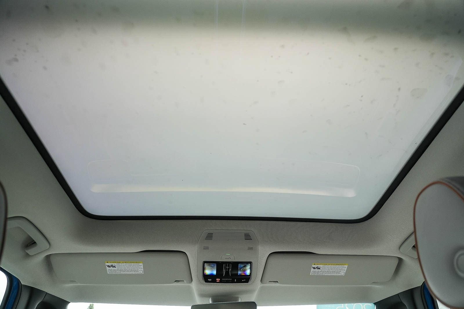 Certified 2025 Volkswagen ID. Buzz 1st Edition RWD image 17