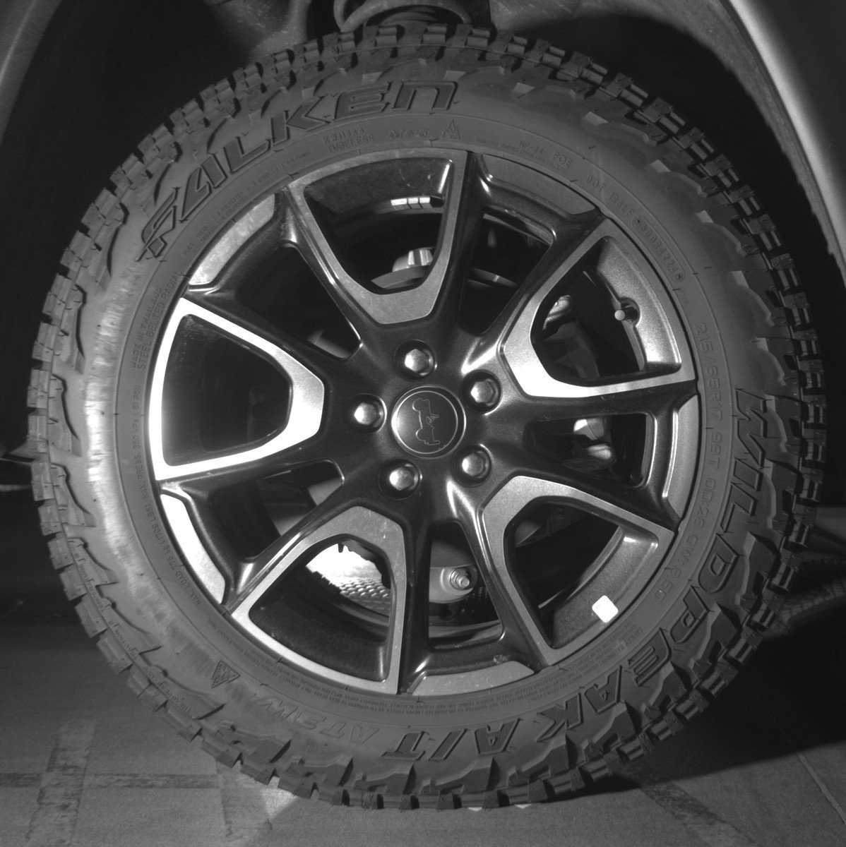 Used 2025 Jeep Compass Trailhawk AWD/4WD image 15