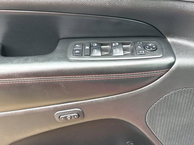 Used 2019 Jeep Grand Cherokee Trailhawk w/ Trailhawk Luxury Group AWD/4WD image 19