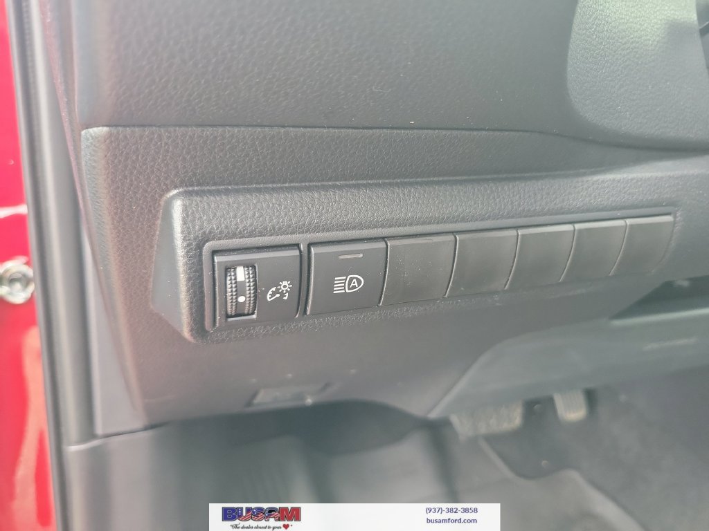 Used 2026 Toyota Corolla LE FWD image 15