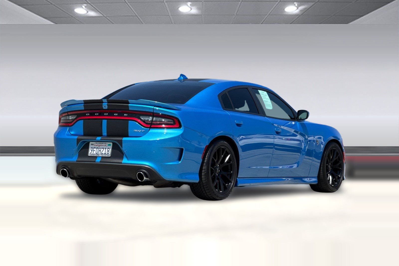 Used 2016 Dodge Charger SRT Hellcat w/ Harman/Kardon Audio Group RWD image 9